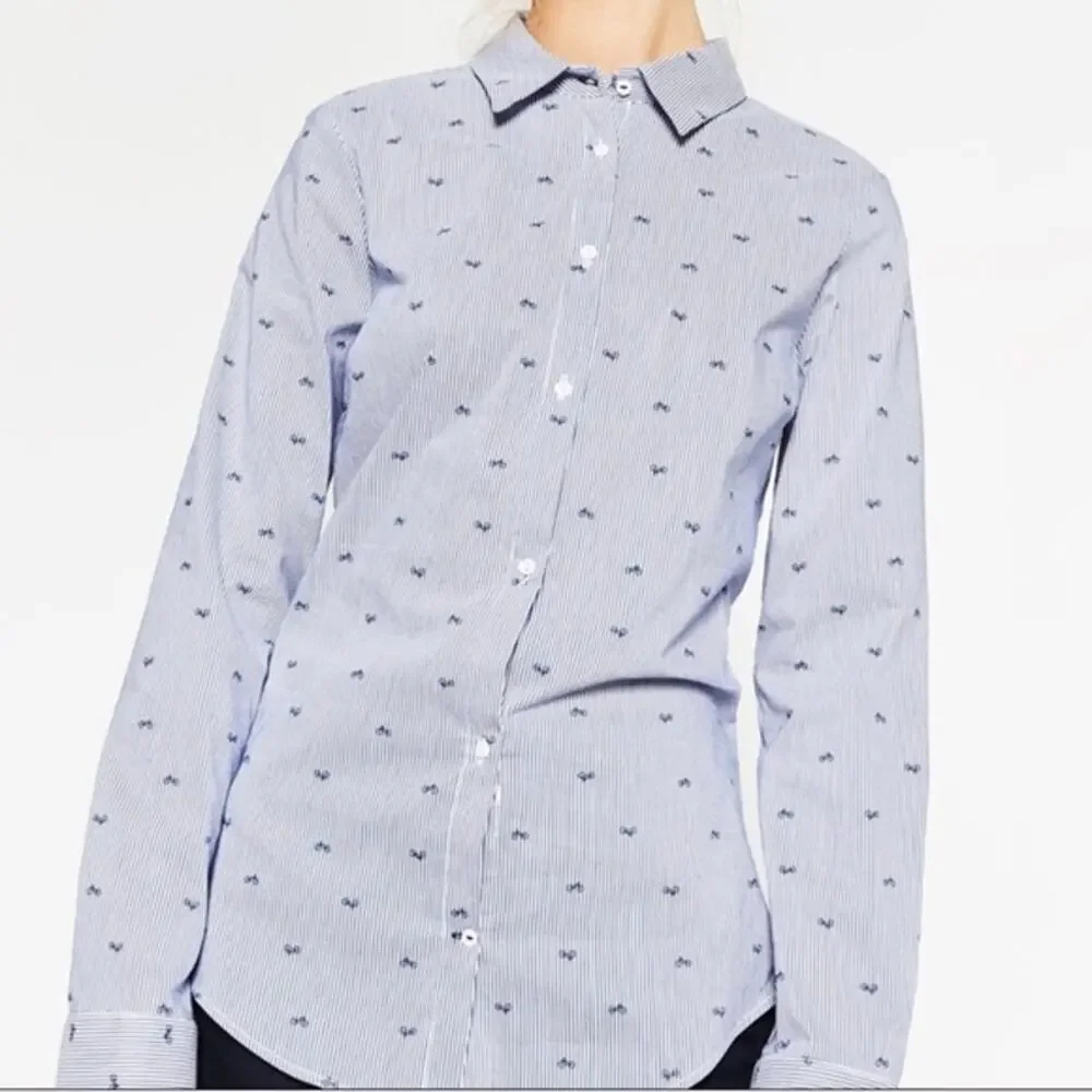Zara Basic| Bicycle Pattern Button Down - Picture 14 of 14